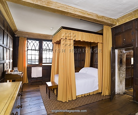 BOSCOBEL HOUSE, Staffordshire. Interior view. General view of the Squires Room, showing the four poster bed.